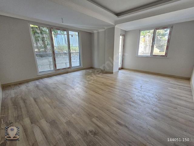 DURU'DA MERKEZİ KONUMLU KAPALI OTOPARKLI 2+1 BALKONLU DAİRE