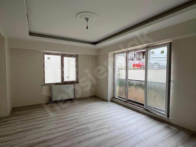 Duru'dan Altıntepe'de 3+1 Ön Cephe Yeni Bina'da Ferah Daire!