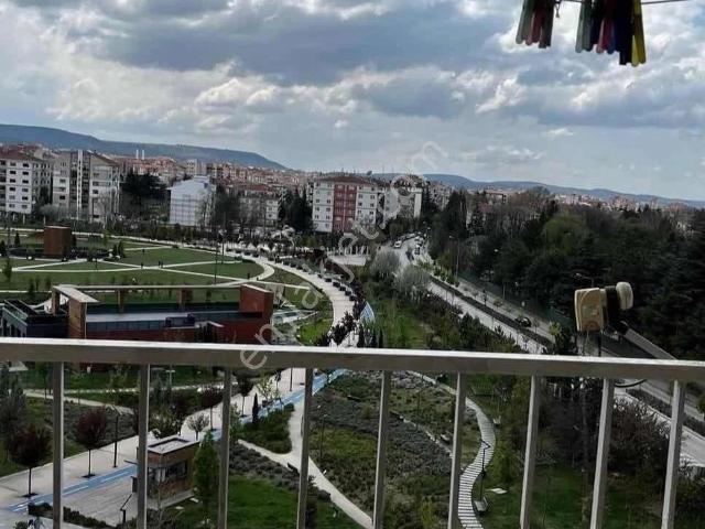Durudan Çarşıda 3+1 Daire İstiklal Mh. Atatürk Cd. Üzeri