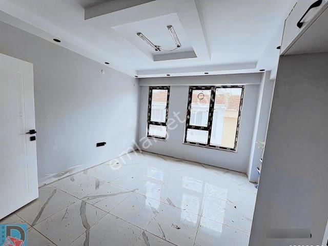 Durudan Emek Mh. 1+1 Apart Balkonlu Ş.günaltay Cd. 20 Mt