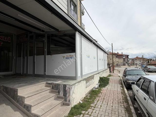 Duru'dan Kanlıca Mh. Satılık 130m2 Bodrumlu Dükkan