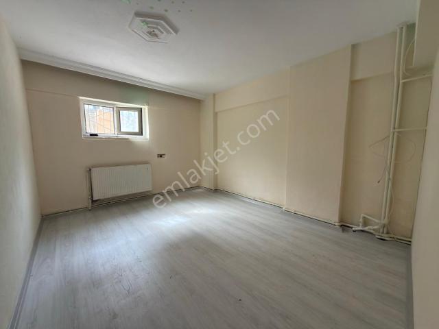 Dur Al Gayrimenkulden Çamlıkta Kiralık Zemin Dublexx Daire