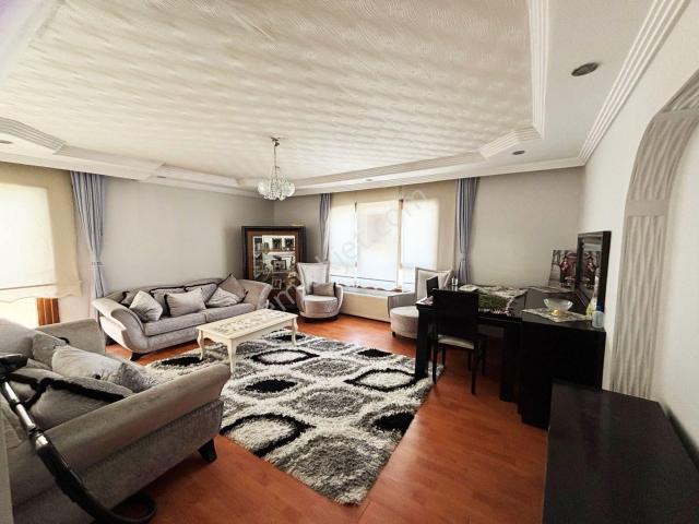 Duralialıç Mah 250m² 5+1 Manzaralı Ultralüx Satılık Daire!