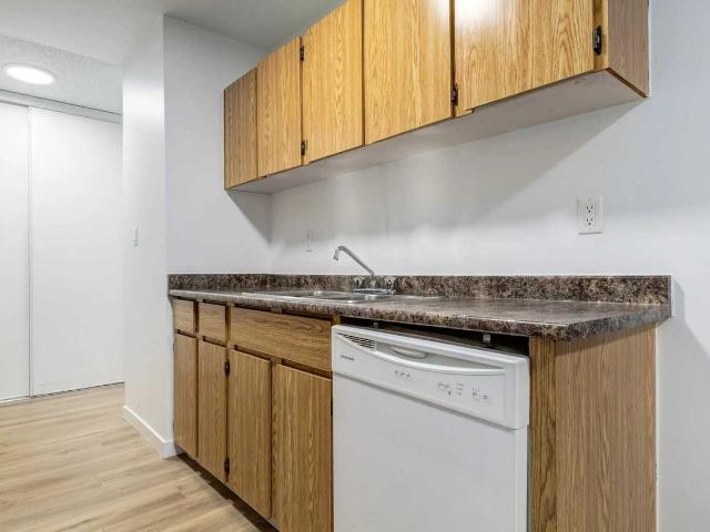 Durham County 2 Bedroom Apartment for Rent at 350, 354 & 358 Hooper Crescent, Edmonton, AB T5A 4P3 Overlanders