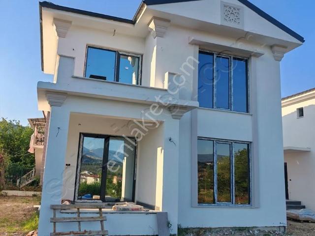 Durmaz İnşaat Vizyonuyla: Taklit Edilemez Prestijde Villa