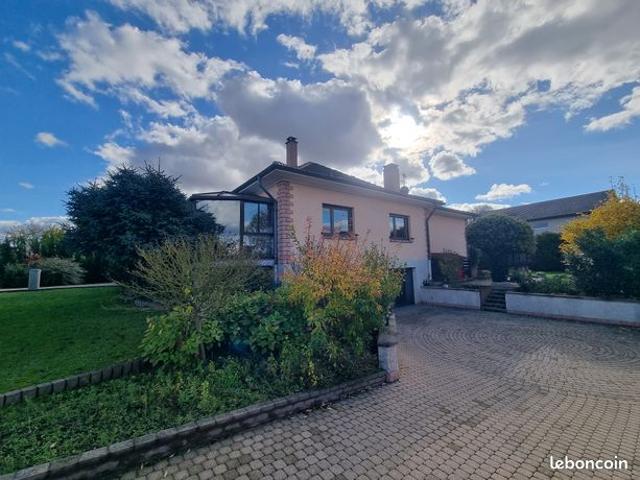 DURRENENTZEN/ Maison 8 pièces de 204m² sur 17 ares de terrain