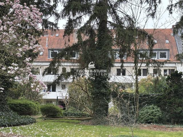 Düsseldorf Bilk! Zwei gepflegte Mehrfamilienhäuser auf großzügigem Grundstück!