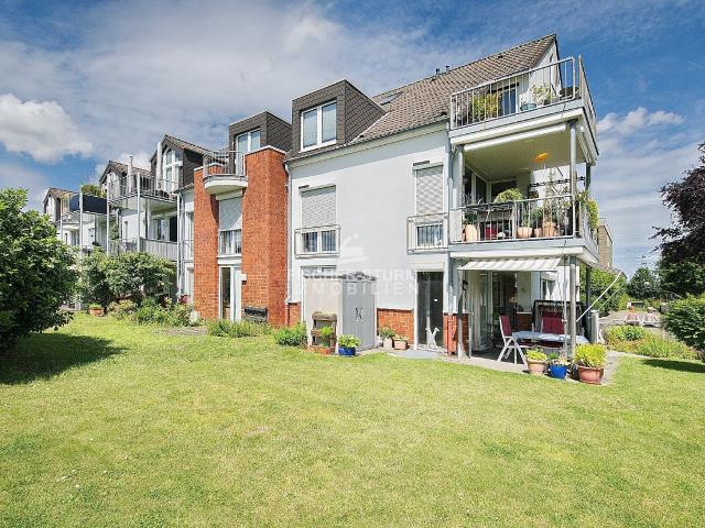 Düsseldorf Itter! Wunderbare 3 Zimmer Gartenwohnung mit Blick ins weite Grün!