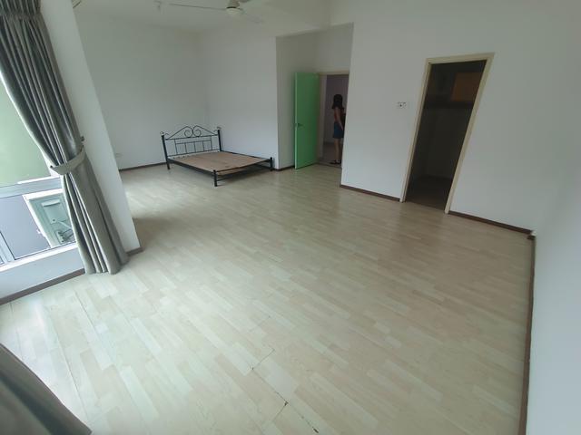 Duta garden town house well maintained unit Bundusan Penampang