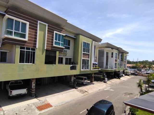 Duta Garden Ground Well Maintained Move in Big Unit KK