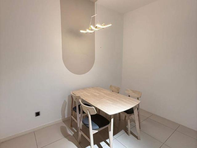 Duta Park Small Room