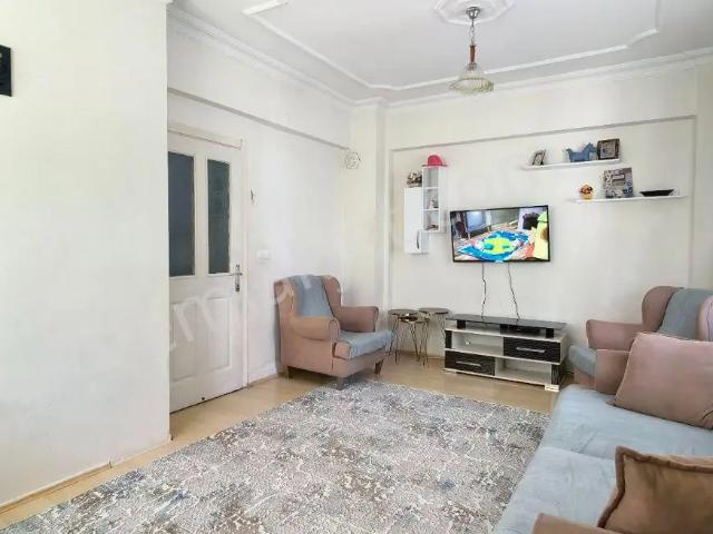 Dutlubahçe Satılık 2+1 Gırış Kat Daıre