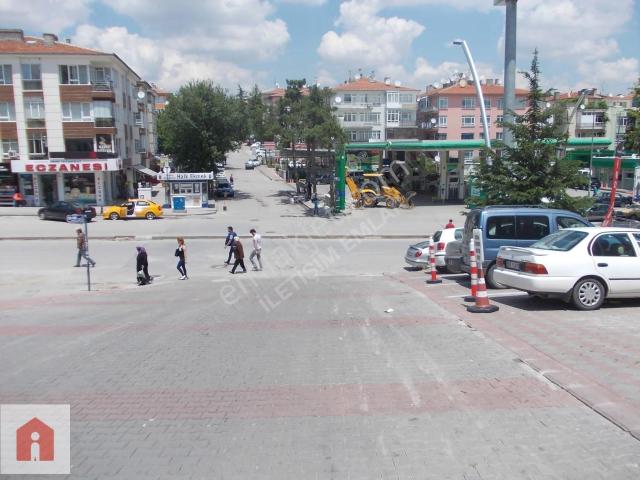 Dutluk Metroya 400 Mt Eşyalı 2+1 Orta Kat Ön Cephe