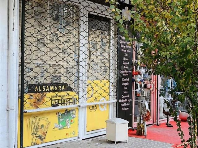 Dutluk Merkezde, Gülbaba Caddesi Üzerinde Satılık Dükkan