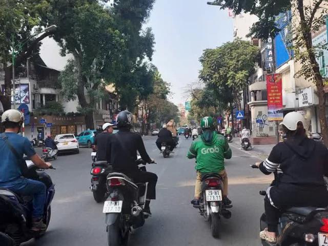 Duy nhất 1 căn! Mặt phố Huế Hai Bà Trưng Hoàn Kiếm vỉ hè oto KD Thang máy 150mx8T 120 tỷ TL