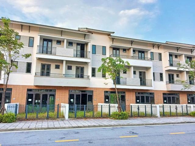 Duy nhất 1 căn 3 tầng tại centa riverside rộng 100m², chỉ 6. X TỶ