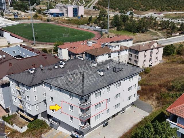Düzce Üniversitesi 50m Arakat Balkonlu Güney C. Eşyalı 1+1 Daire