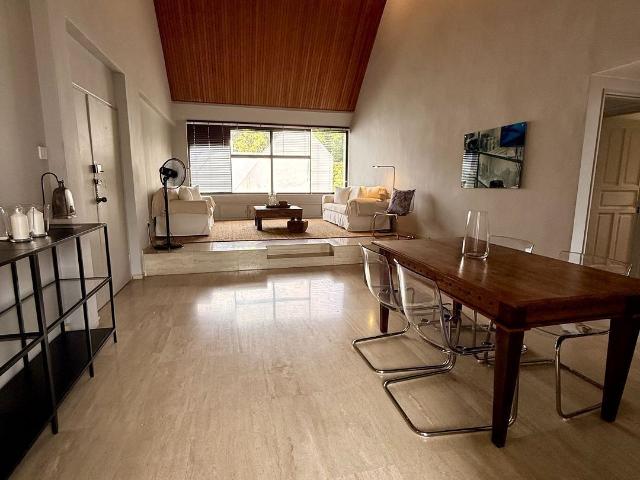 Dynasty Garden D10, Condominium