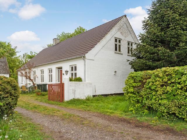 Dybedalsvej 13