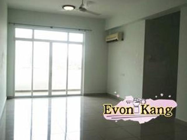 DZone Condominium Teluk Kumbar 1500SF Renovated Unfurnished