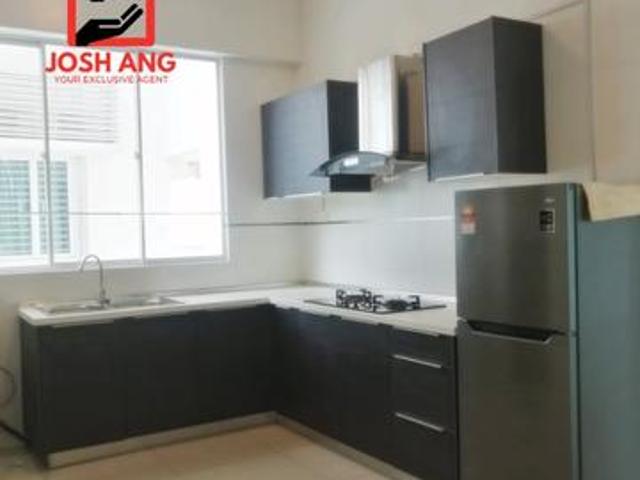 DZone in Teluk Kumbar 1500sf Unfurnished Kitchen Renovated 2 Carparks