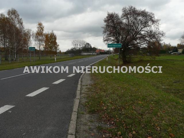 Działka na sprzedaż