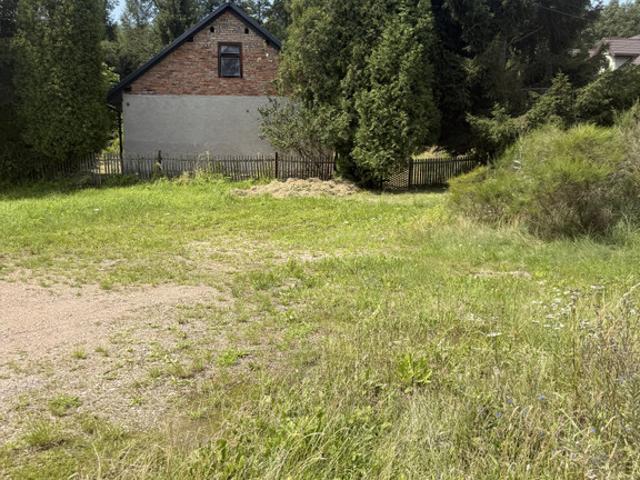 Działka na sprzedaż