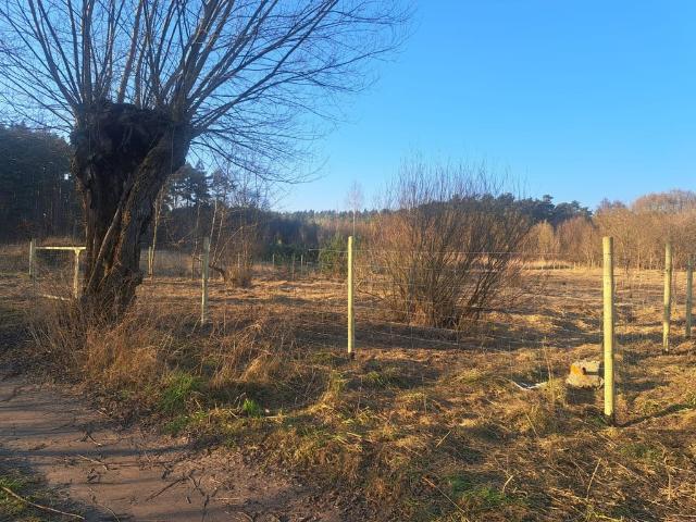 Działka na sprzedaż