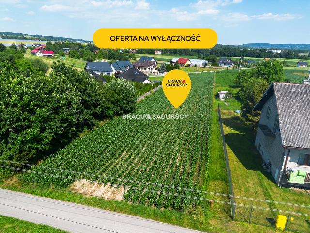 Działka na sprzedaż