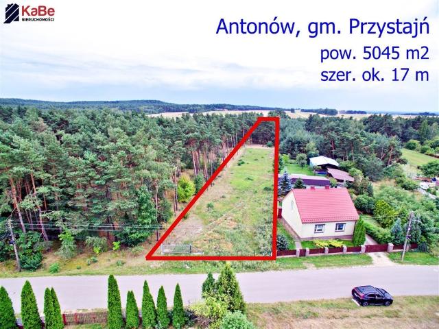 Działka na sprzedaż