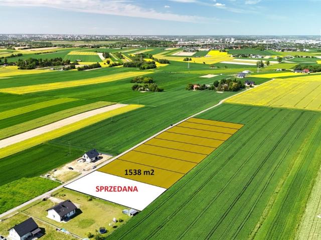 Działka na sprzedaż