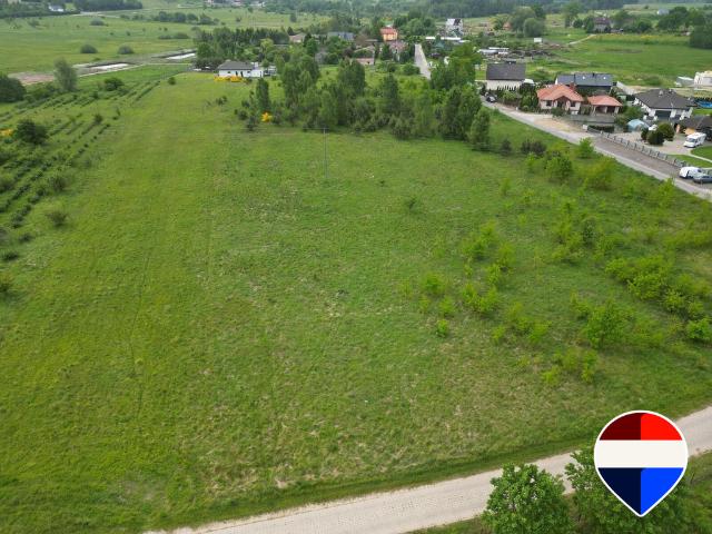 Działka na sprzedaż