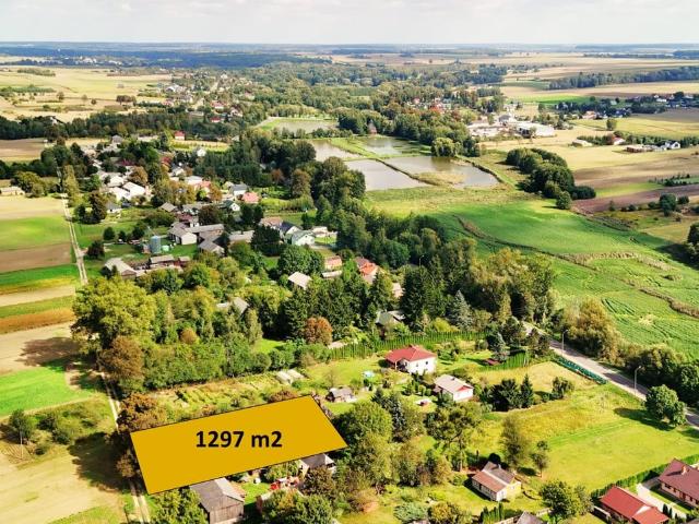 Działka na sprzedaż