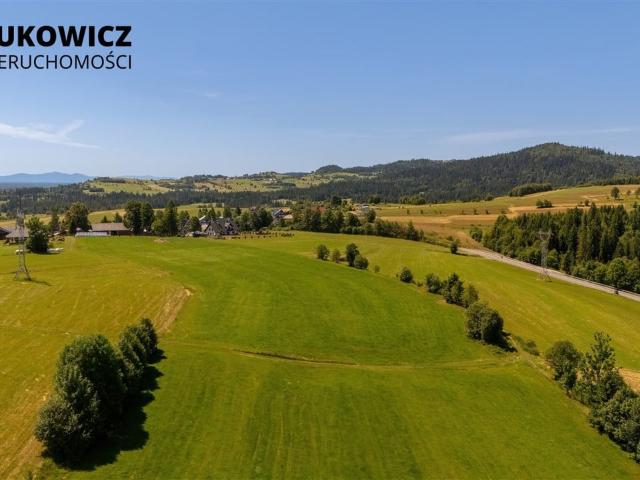 Działka na sprzedaż
