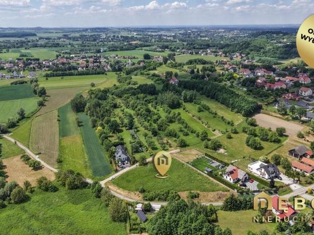 Działka na sprzedaż