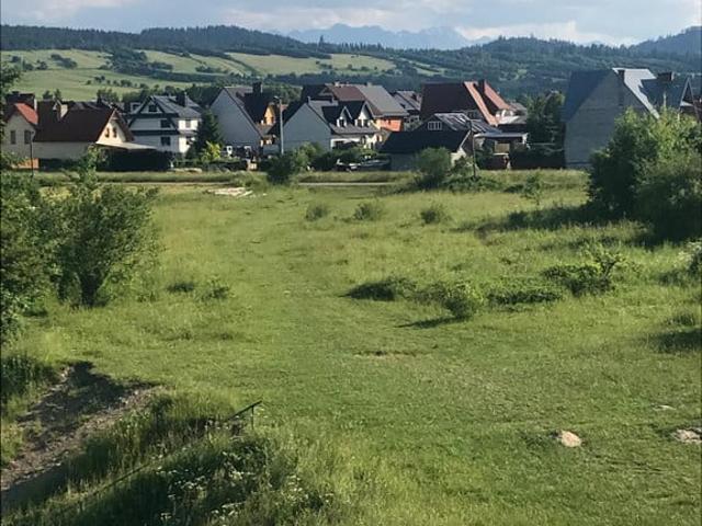 Działka na sprzedaż