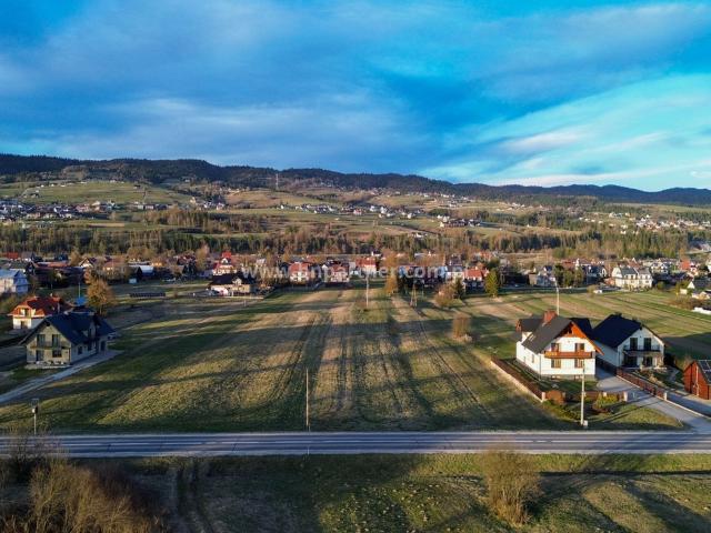 Działka na sprzedaż