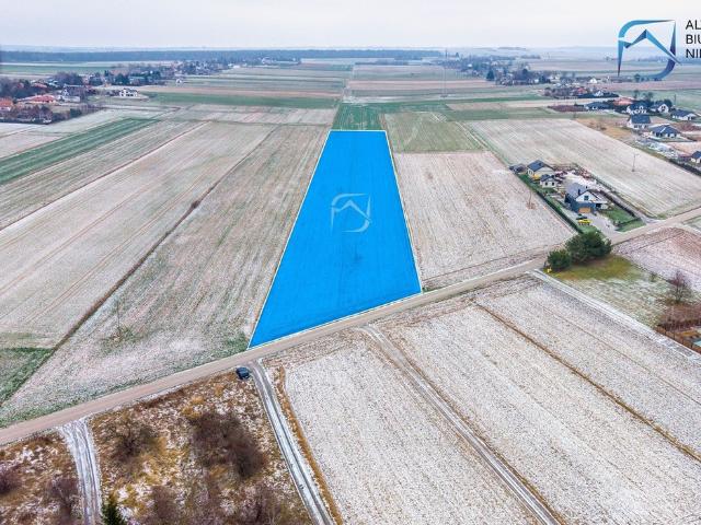 Działka na sprzedaż
