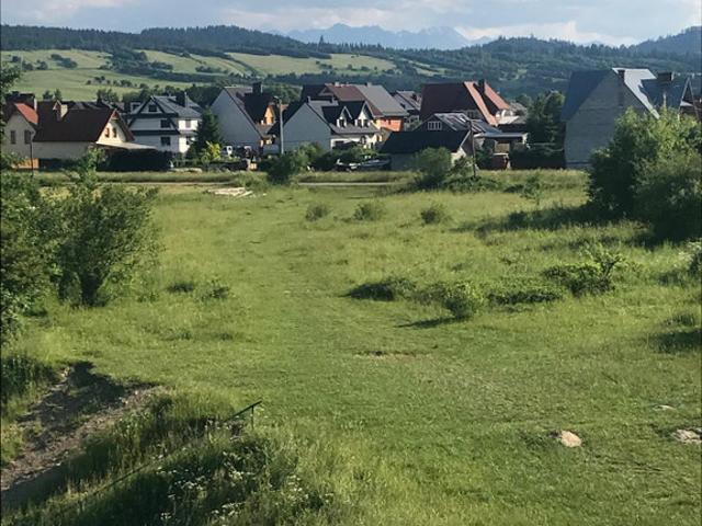 Działka na sprzedaż