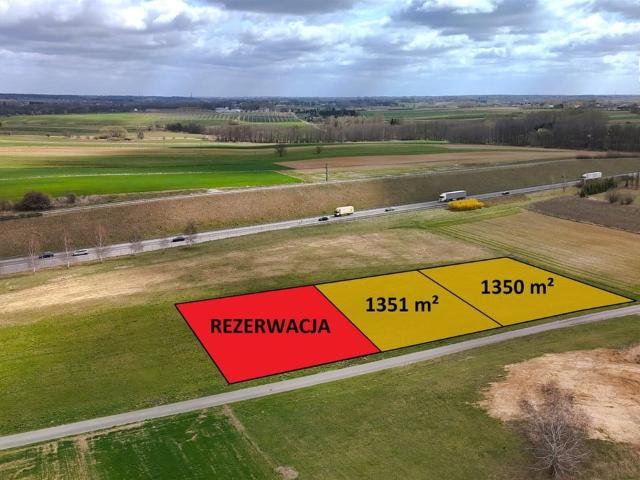 Działka na sprzedaż