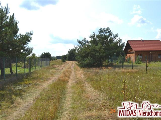 Działka na sprzedaż