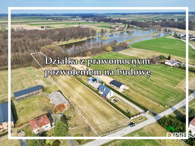 Działka na sprzedaż