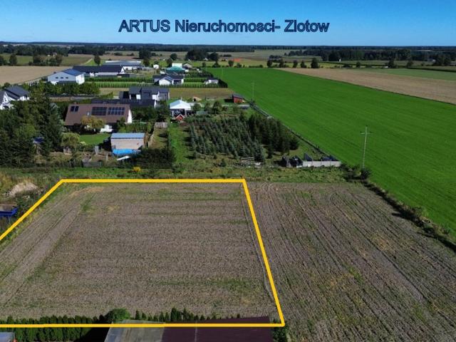 Działka na sprzedaż