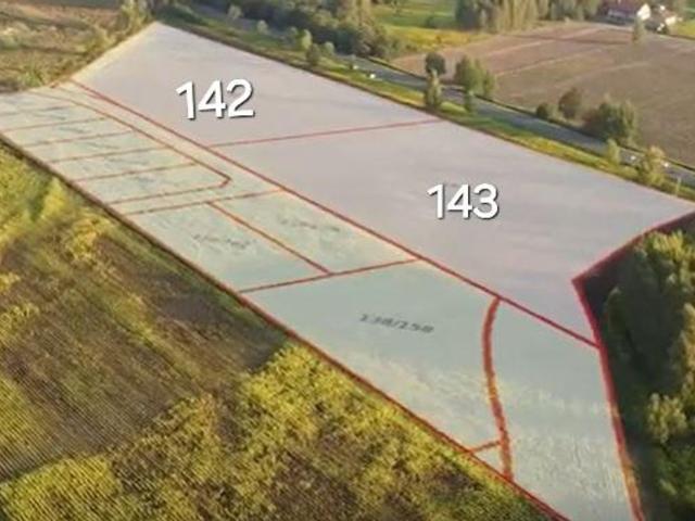 Działka na sprzedaż