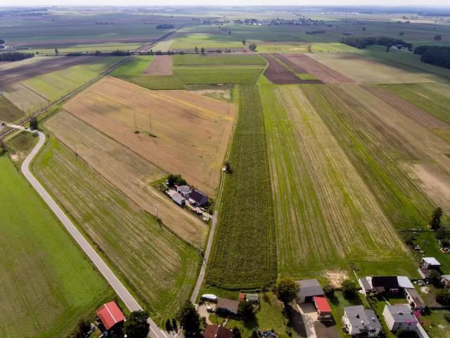 Działka na sprzedaż