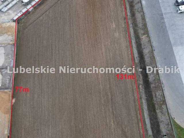 Działka na sprzedaż