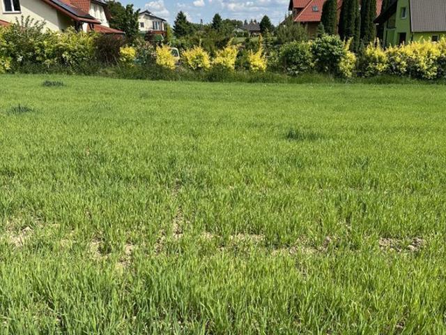Działka na sprzedaż
