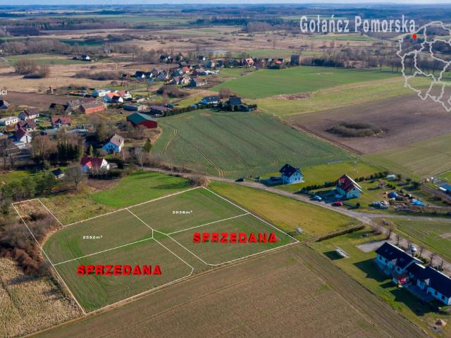 Działka na sprzedaż
