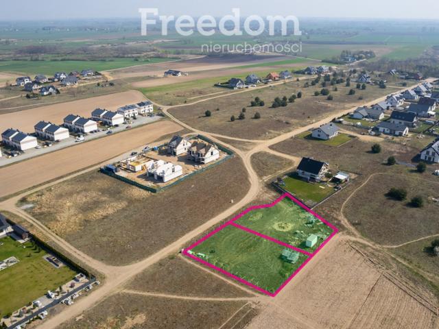 Działka na sprzedaż