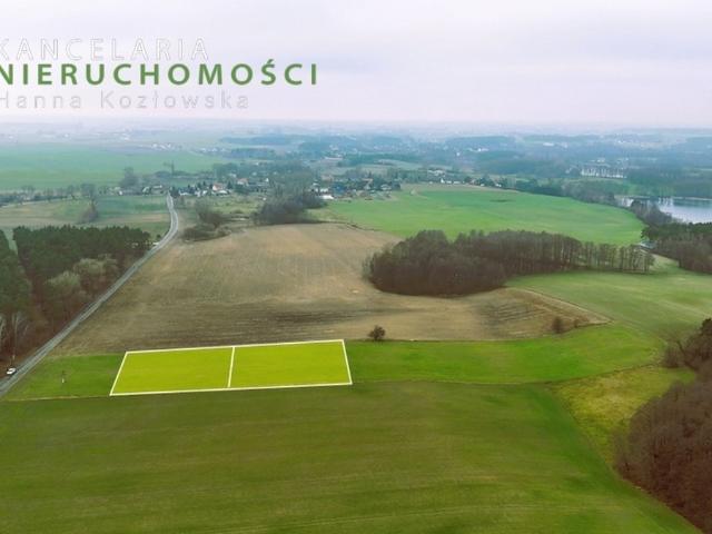 Działka na sprzedaż